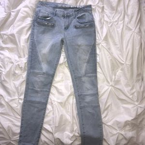 Mid Rise Jeans